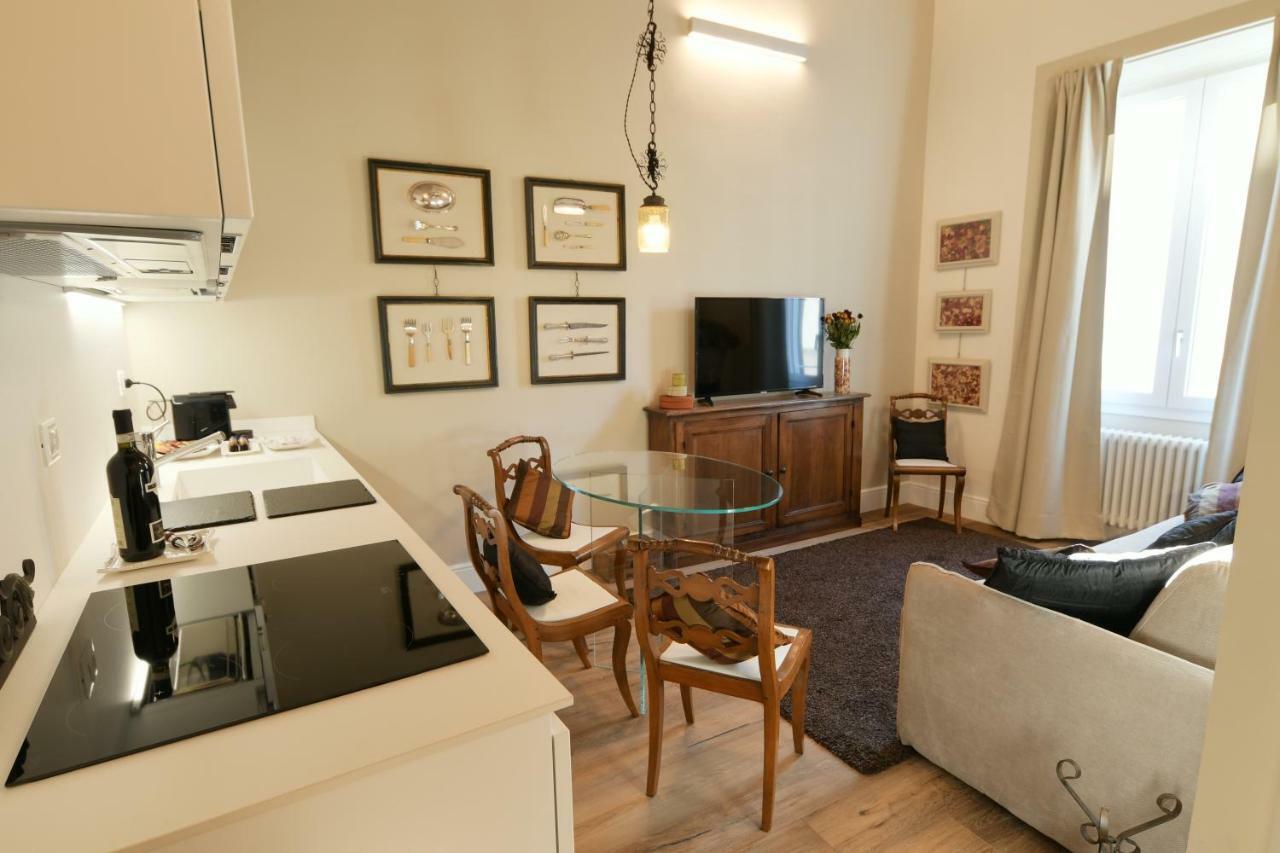 Appartamento Oltrarno'S Sweet Rose - Free Parking! Firenze Esterno foto